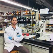 Doctorante recién egresado de Ciencias Químicas ofrece clases de ciencias químico-biológicas a todos los niveles